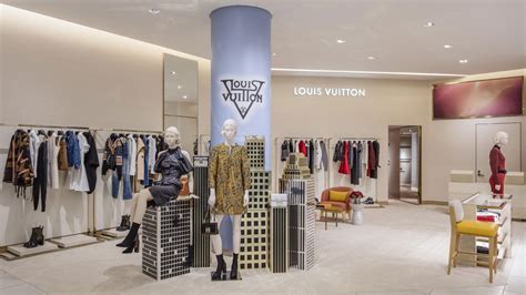 holt renfrew louis vuitton vancouver|lv montreal.